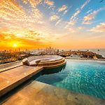 New Luxury Apartment In Cartagena