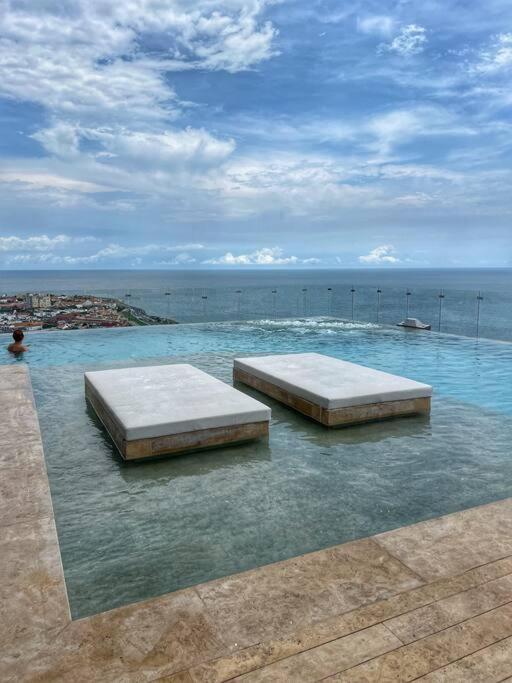 New Luxury In Apartment